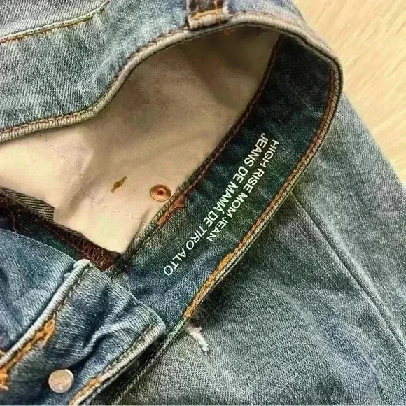 Wild Fable High Rise Mom Jeans Destroy Size 8 - Picture 7 of 8